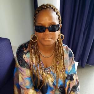 Meet your Posher, Dawn